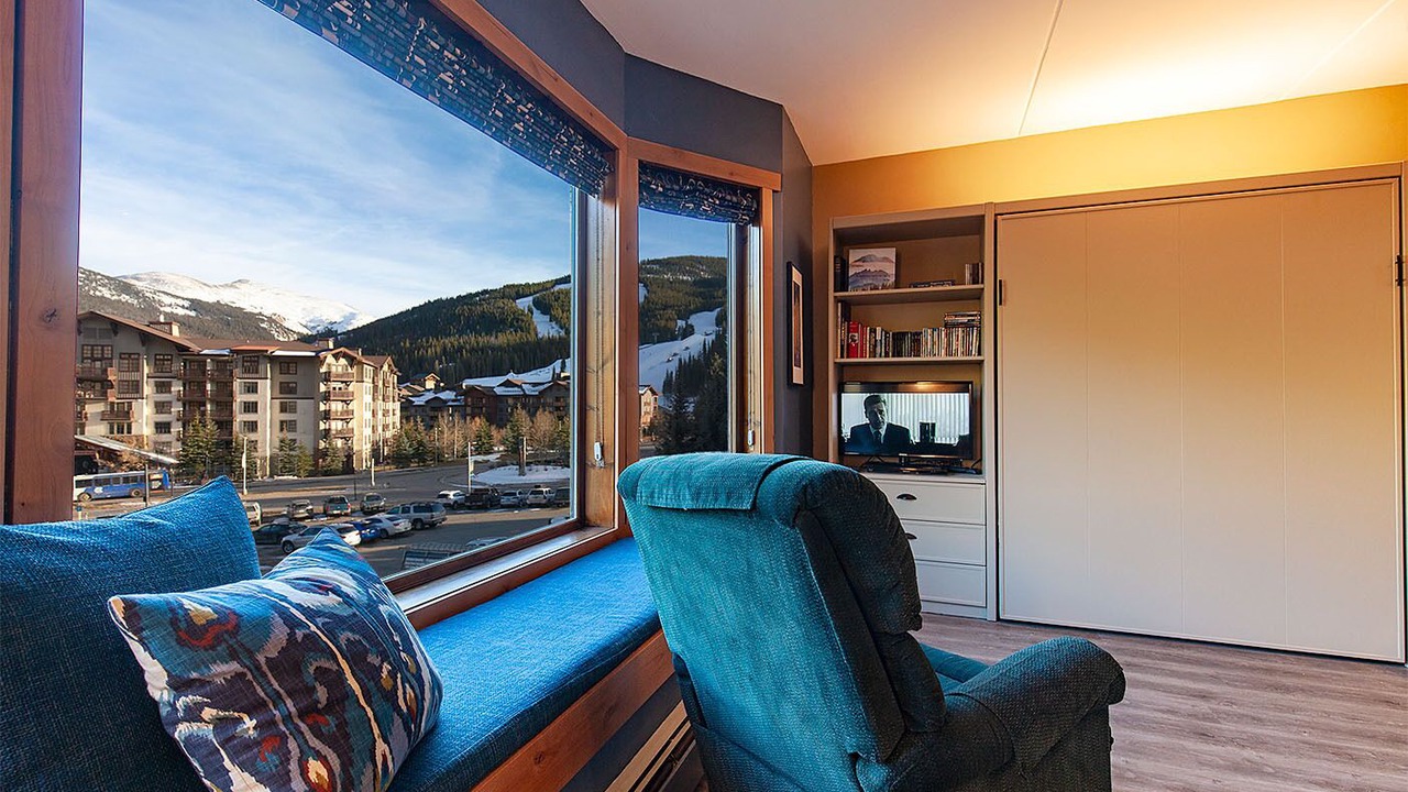 Photo of Livingroom in Copper Mountain Village