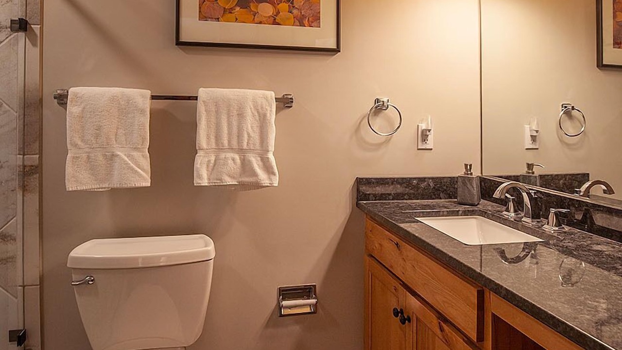 Photo of Bathroom in Copper Mountain Village