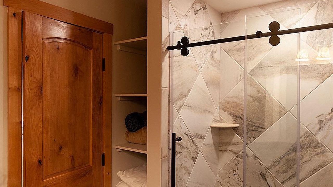 Photo of Bathroom in Copper Mountain Village