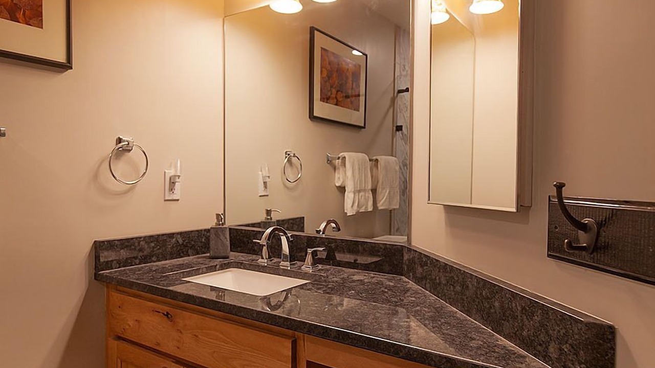 Photo of Bathroom in Copper Mountain Village