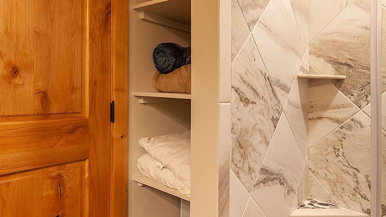 Photo of Bathroom in Copper Mountain Village