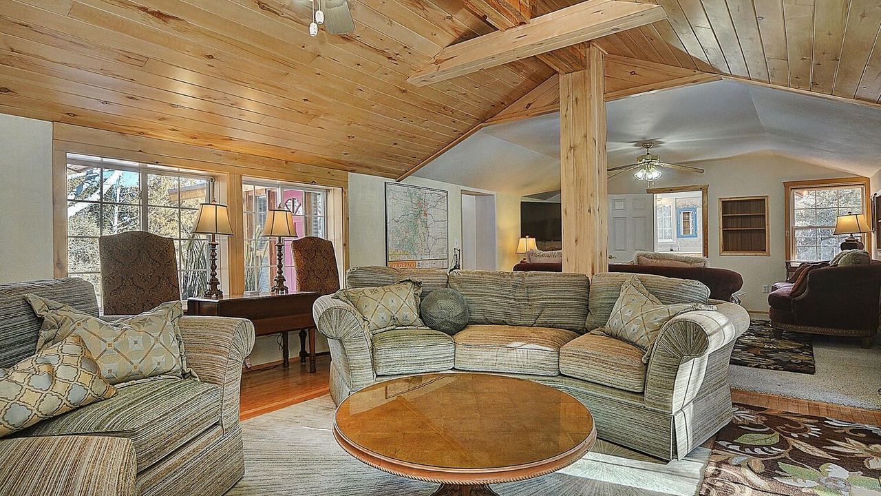 Photo of Livingroom in Salida