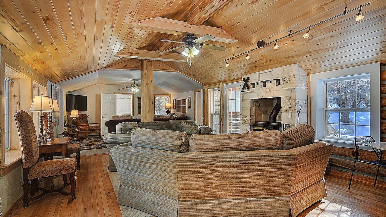 Photo of Livingroom in Salida