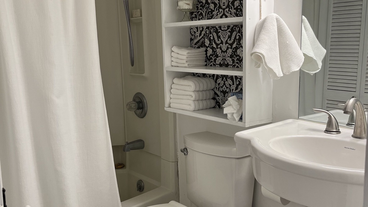 Photo of Bathroom in West End