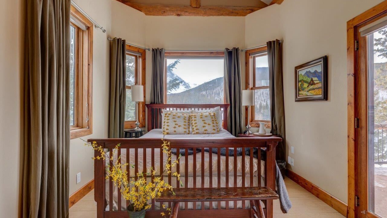 Photo of Bedroom in Blue River