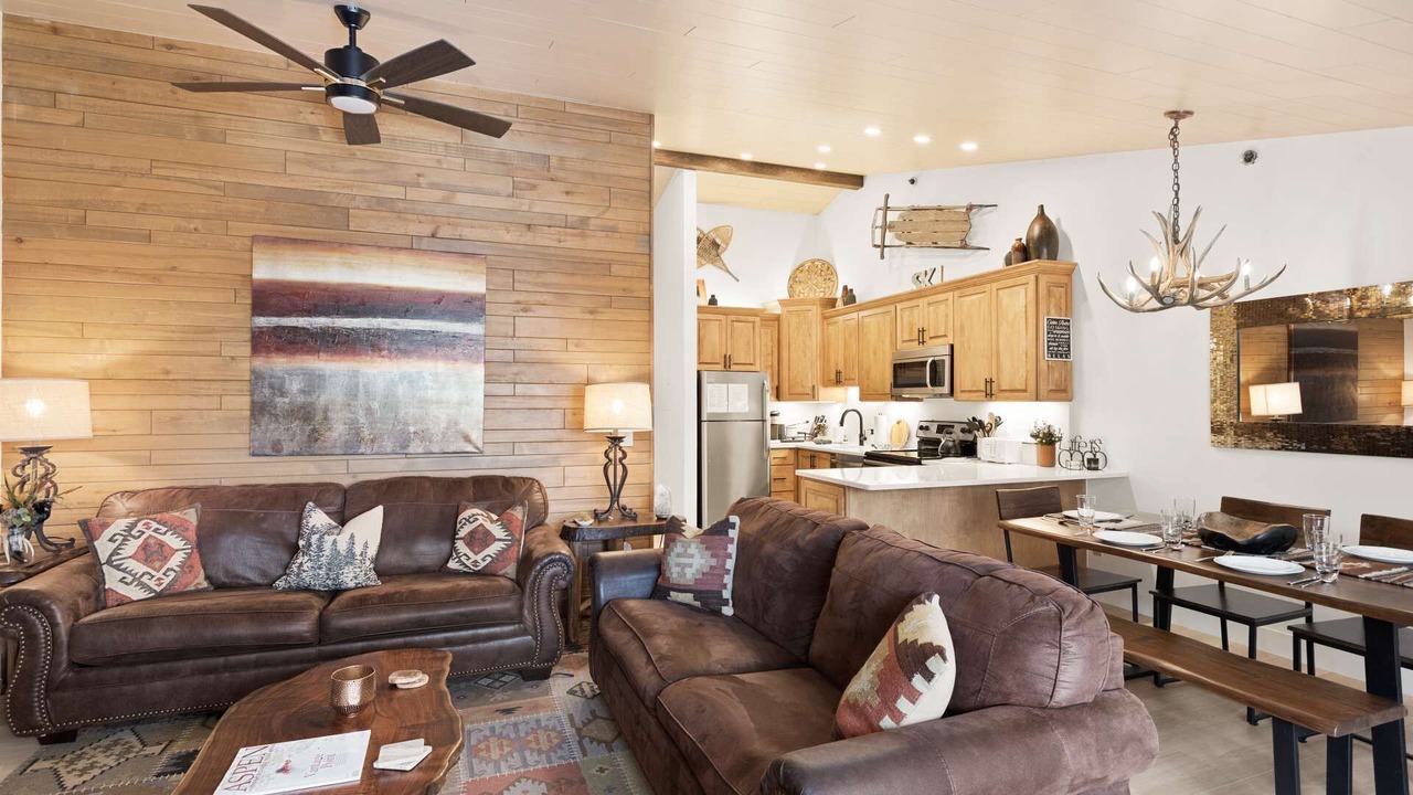 Photo of Livingroom in Snowmass Village