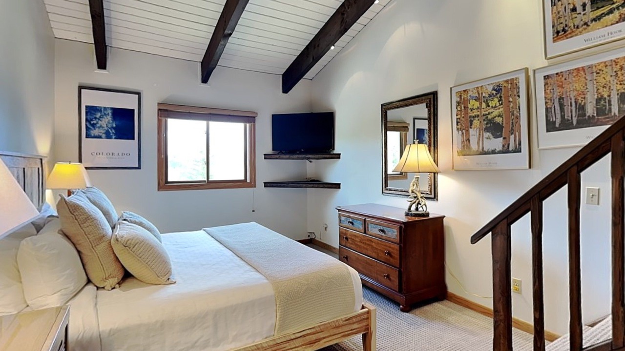 Photo of Bedroom in Snowmass Village