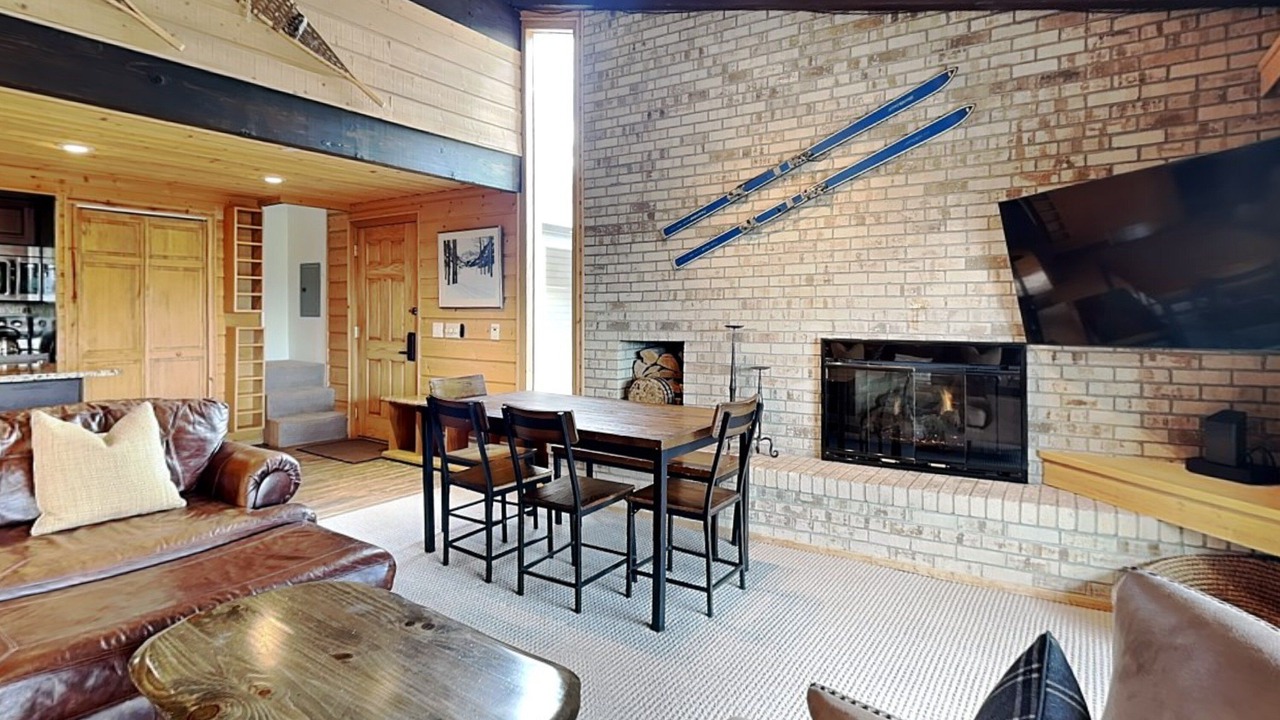 Photo of Livingroom in Snowmass Village