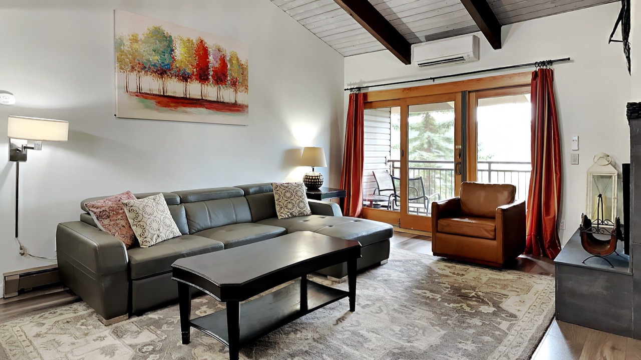Photo of Livingroom in Snowmass Village