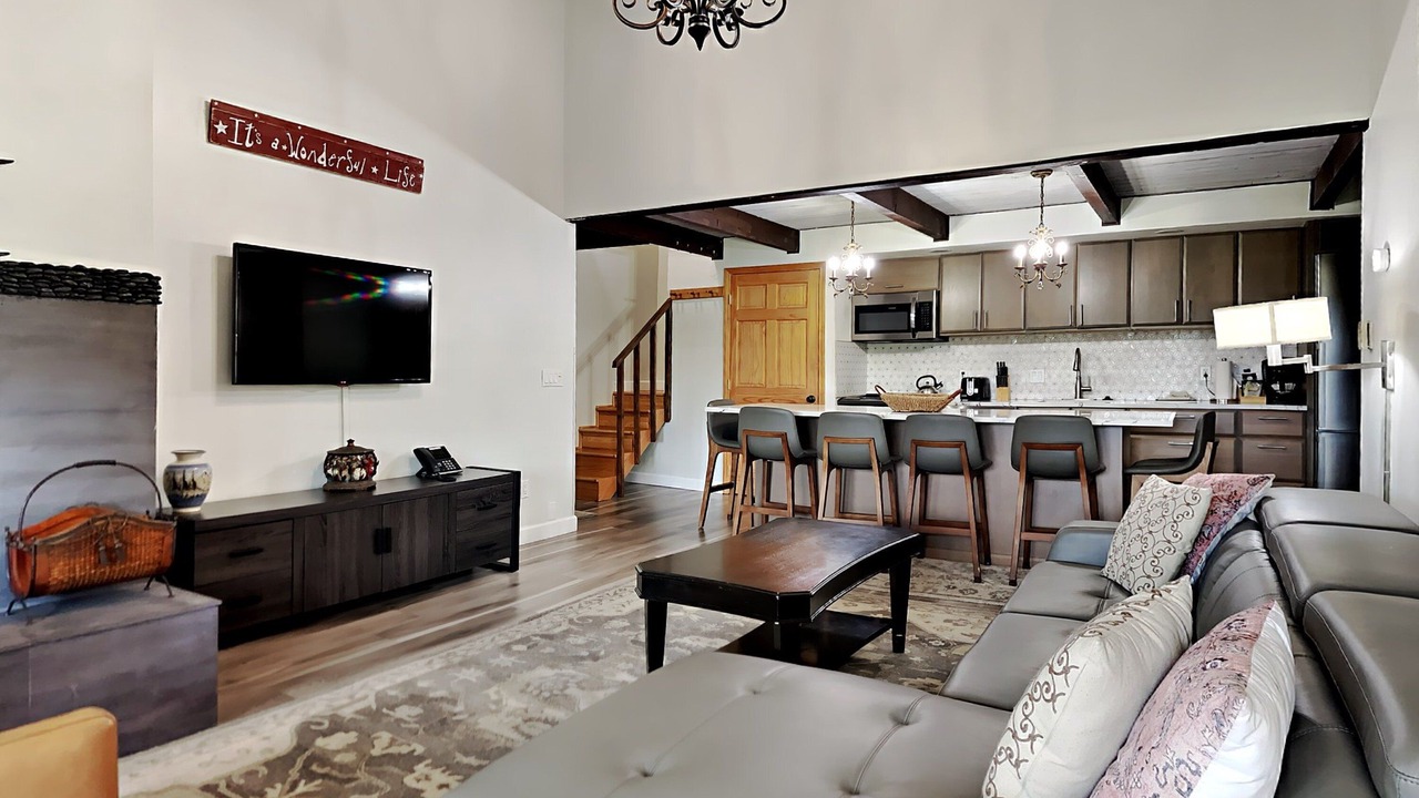 Photo of Livingroom in Snowmass Village