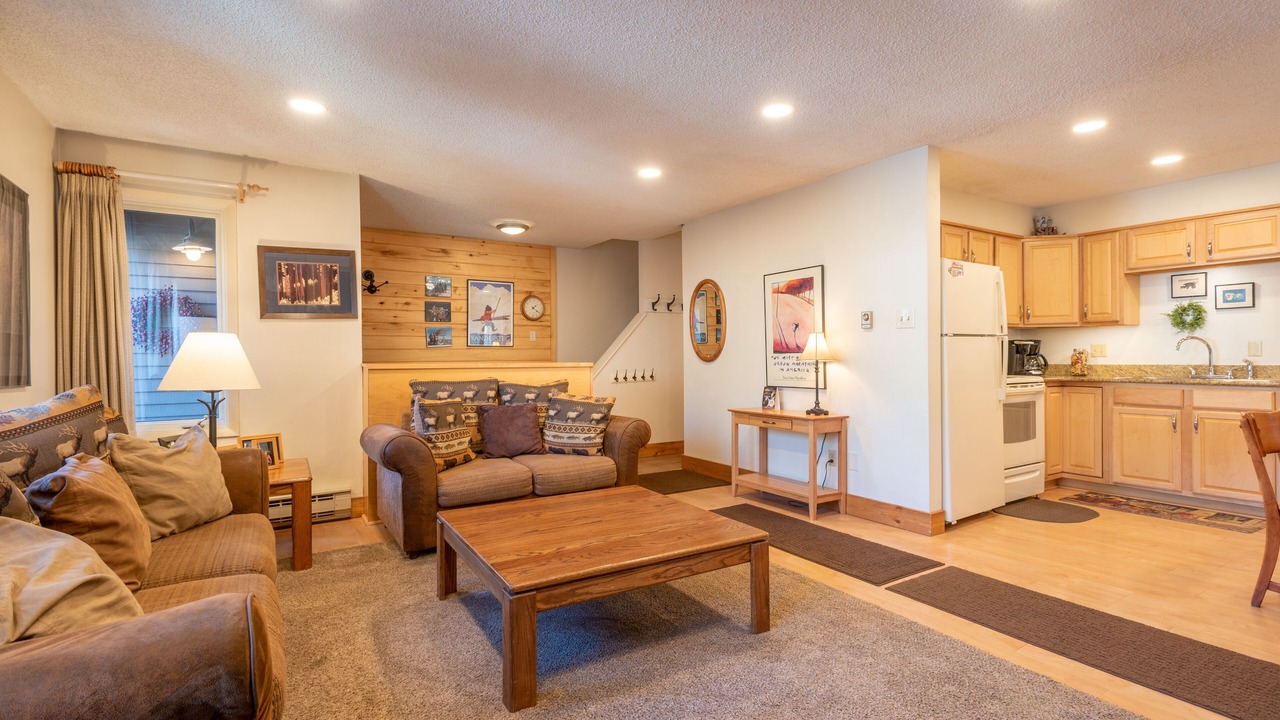 Photo of Livingroom in Copper Mountain Village