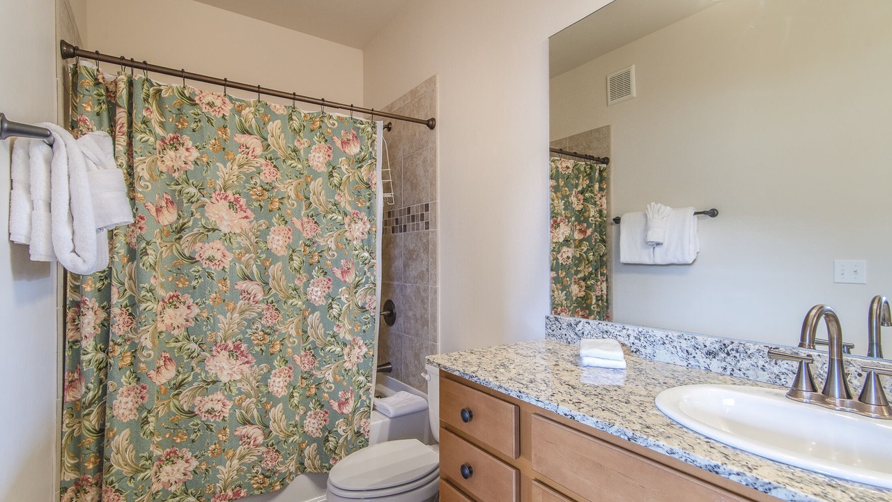 Photo of Bathroom in Silvercreek