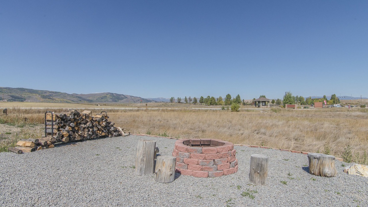 Photo of Outdoor in Silvercreek