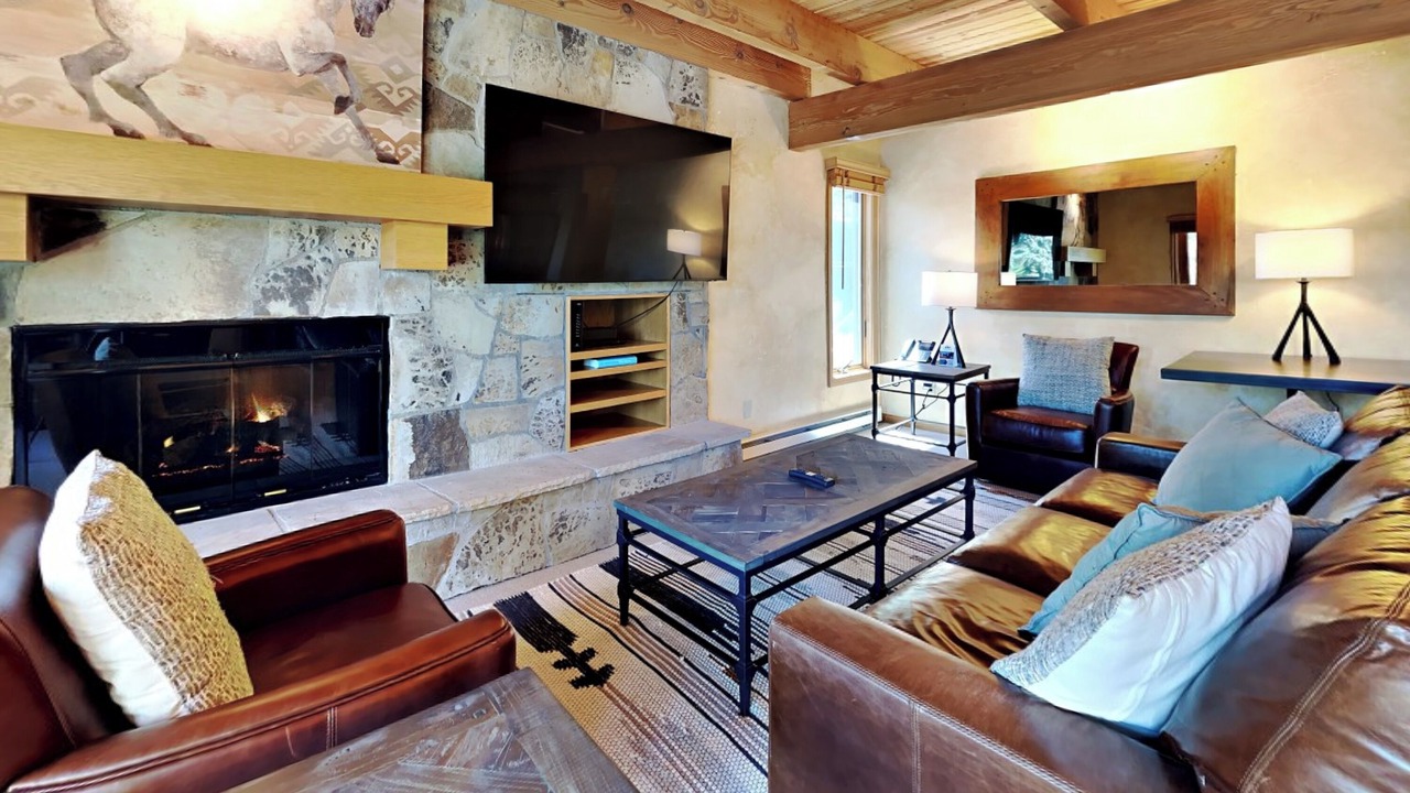 Photo of Livingroom in Snowmass Village