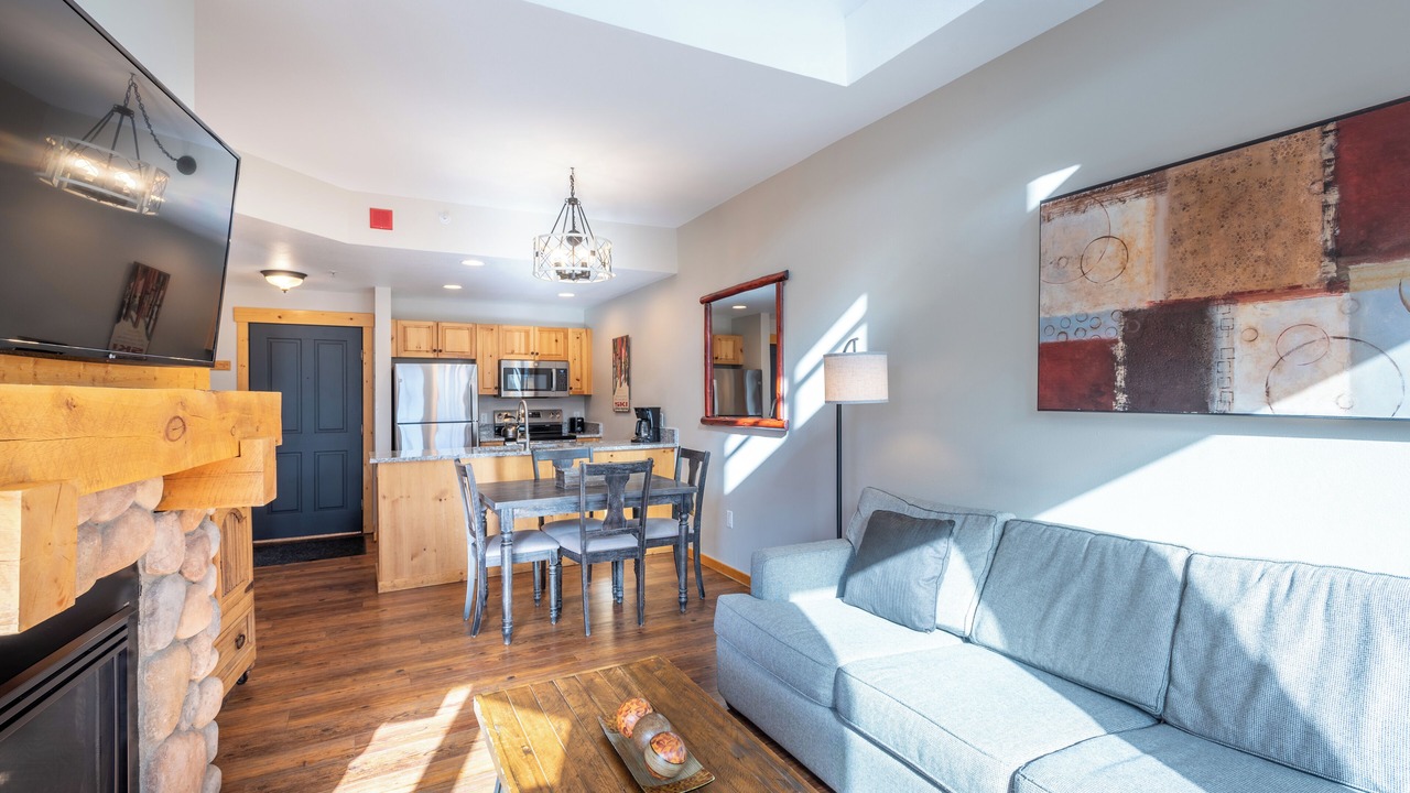 Photo of Livingroom in Copper Mountain Village