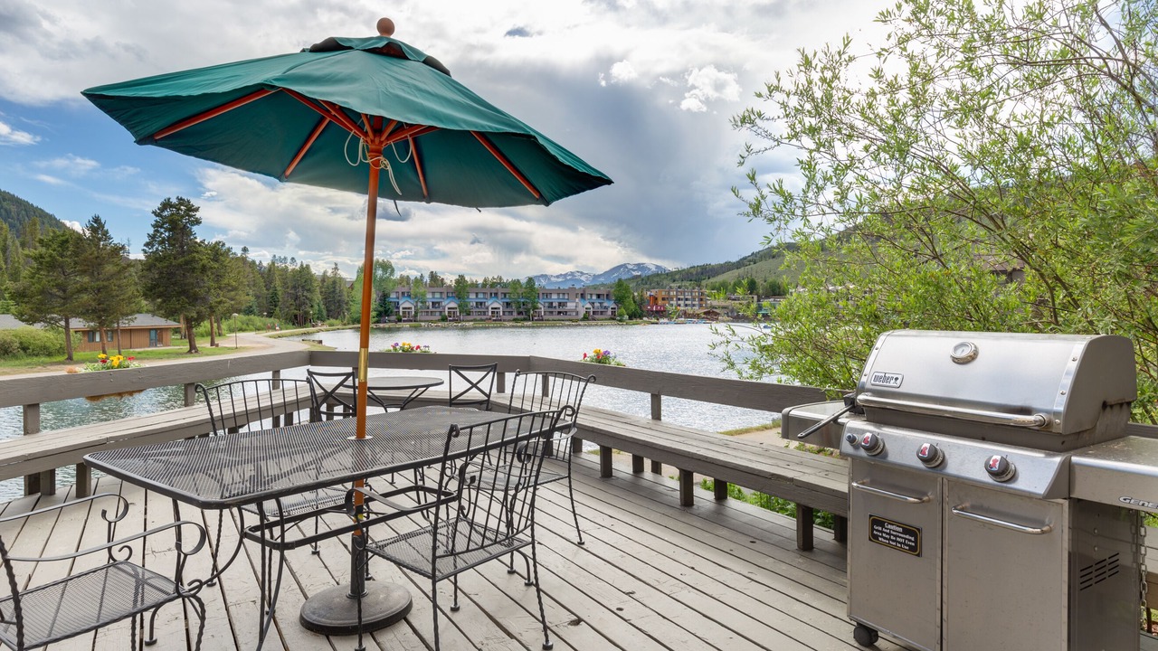 Photo of Outdoor in Lakeside Village