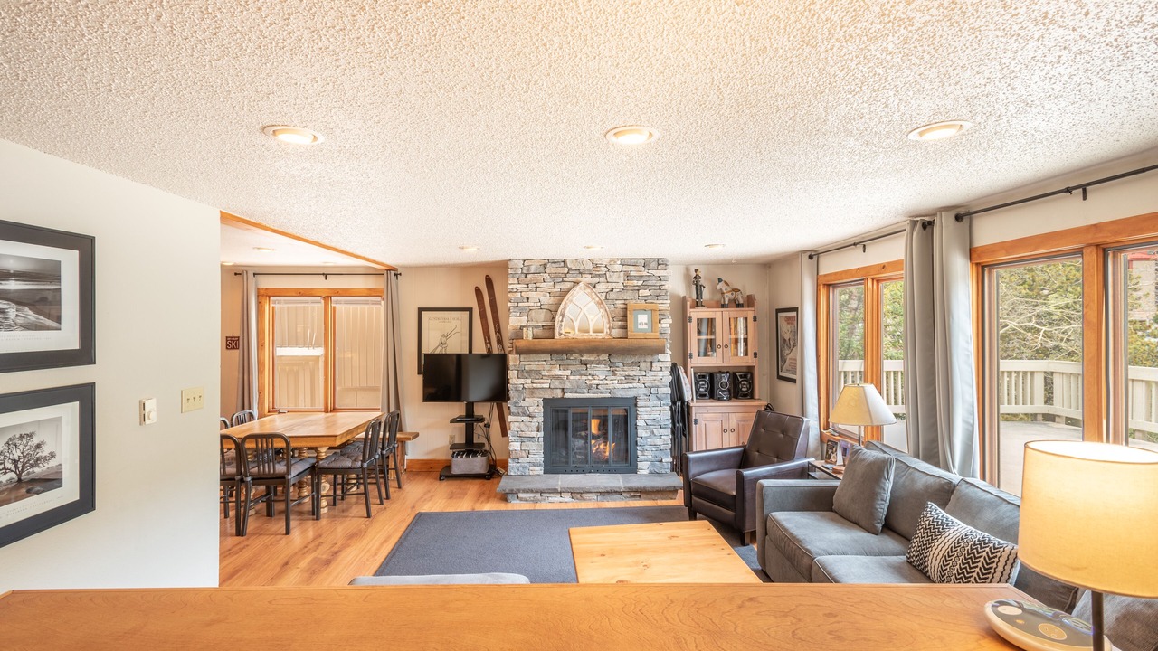 Photo of Livingroom in Copper Mountain Village