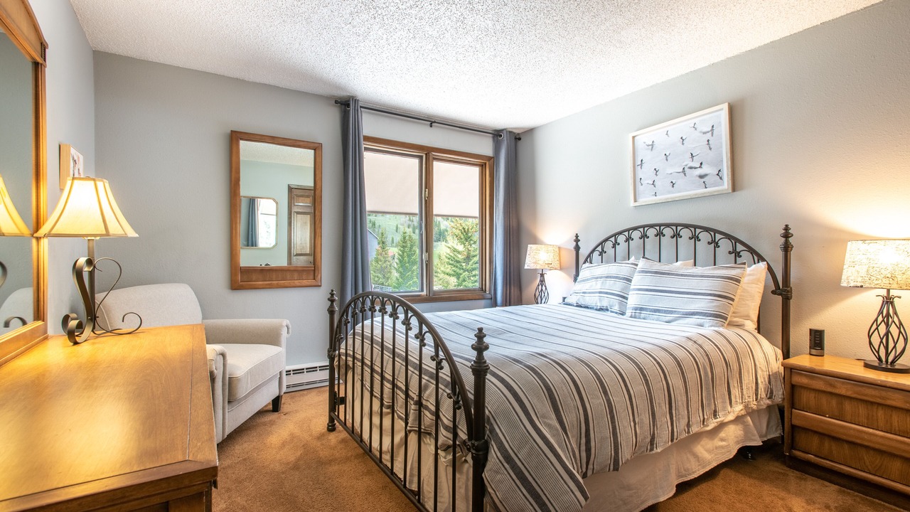 Photo of Bedroom in Copper Mountain Village
