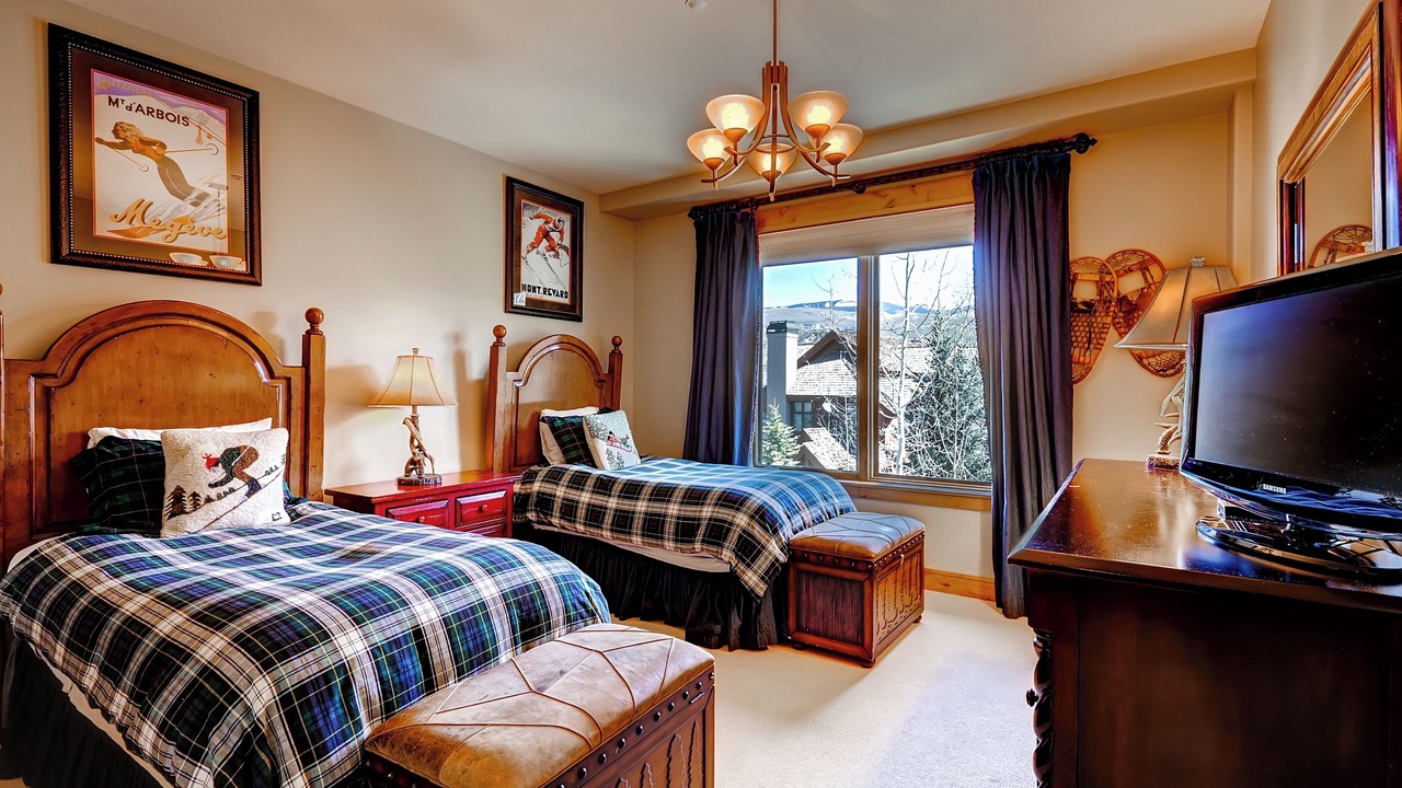 Photo of Bedroom in Edwards