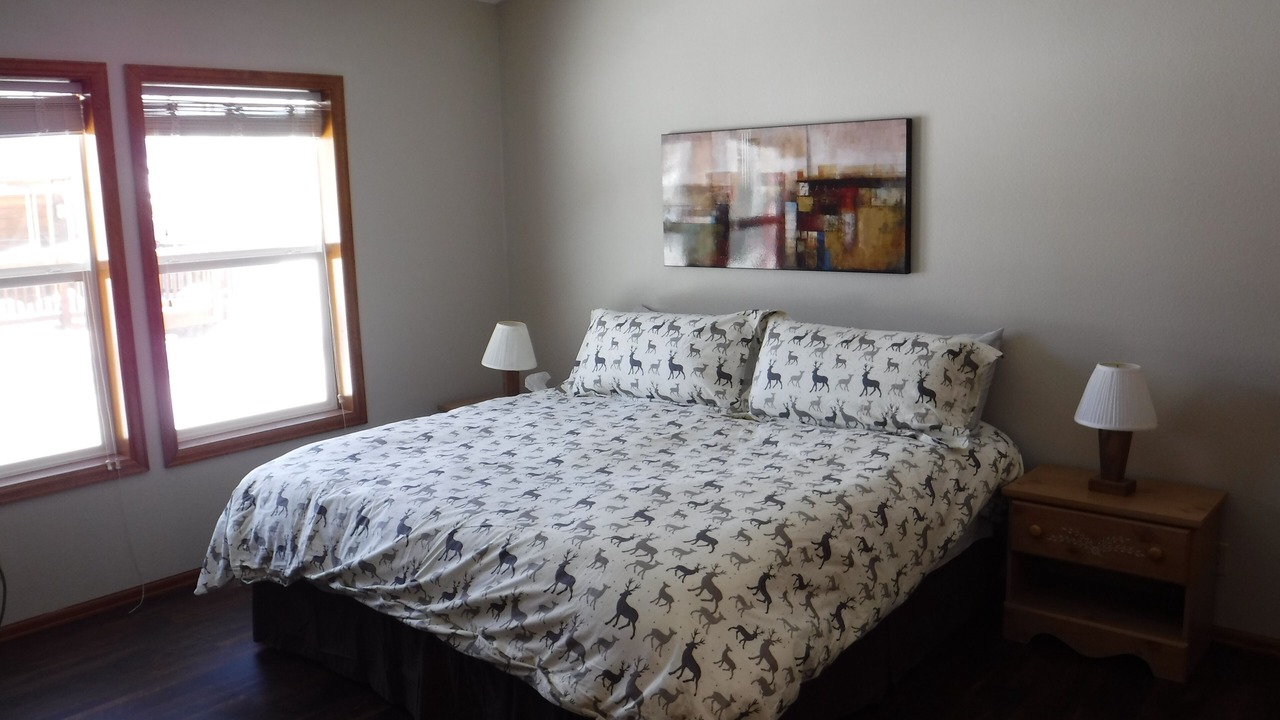 Photo of Bedroom in Summit Cove