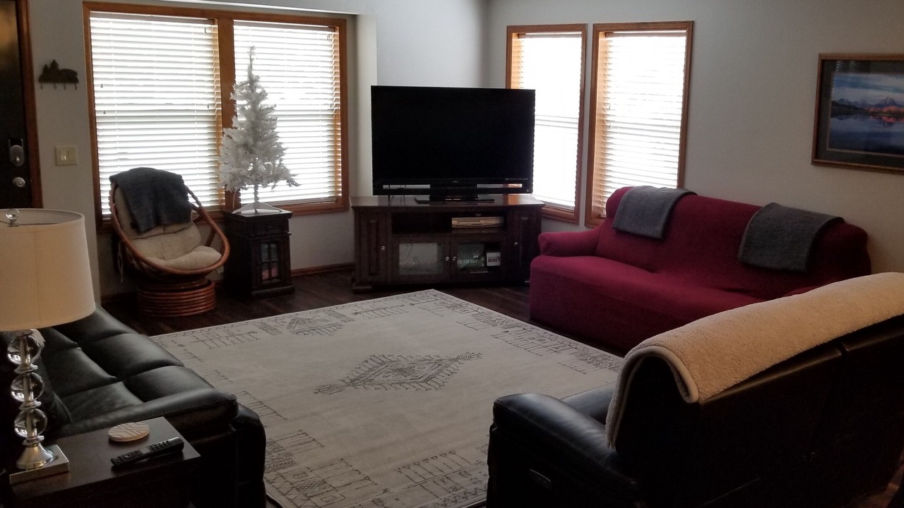 Photo of Livingroom in Summit Cove