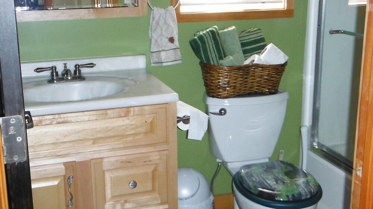 Photo of Bathroom in Black Hawk