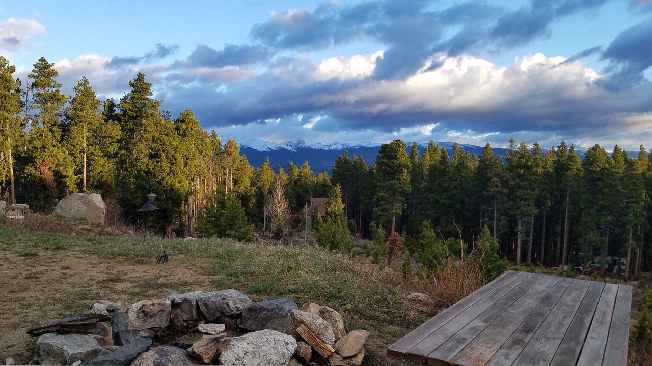 Photo of Outdoor in Black Hawk