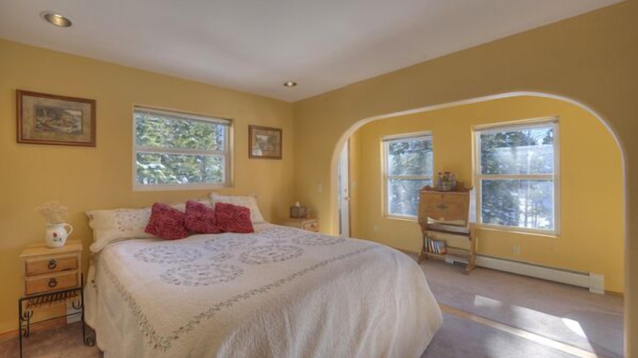 Photo of Bedroom in Columbine Lake