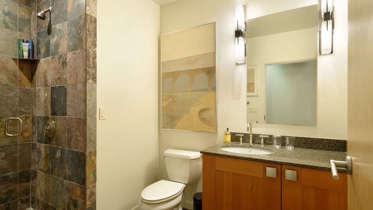 Photo of Bathroom in Basalt