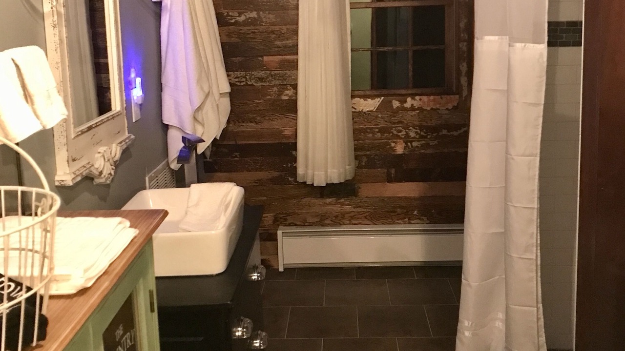 Photo of Bathroom in Green Mountain Falls