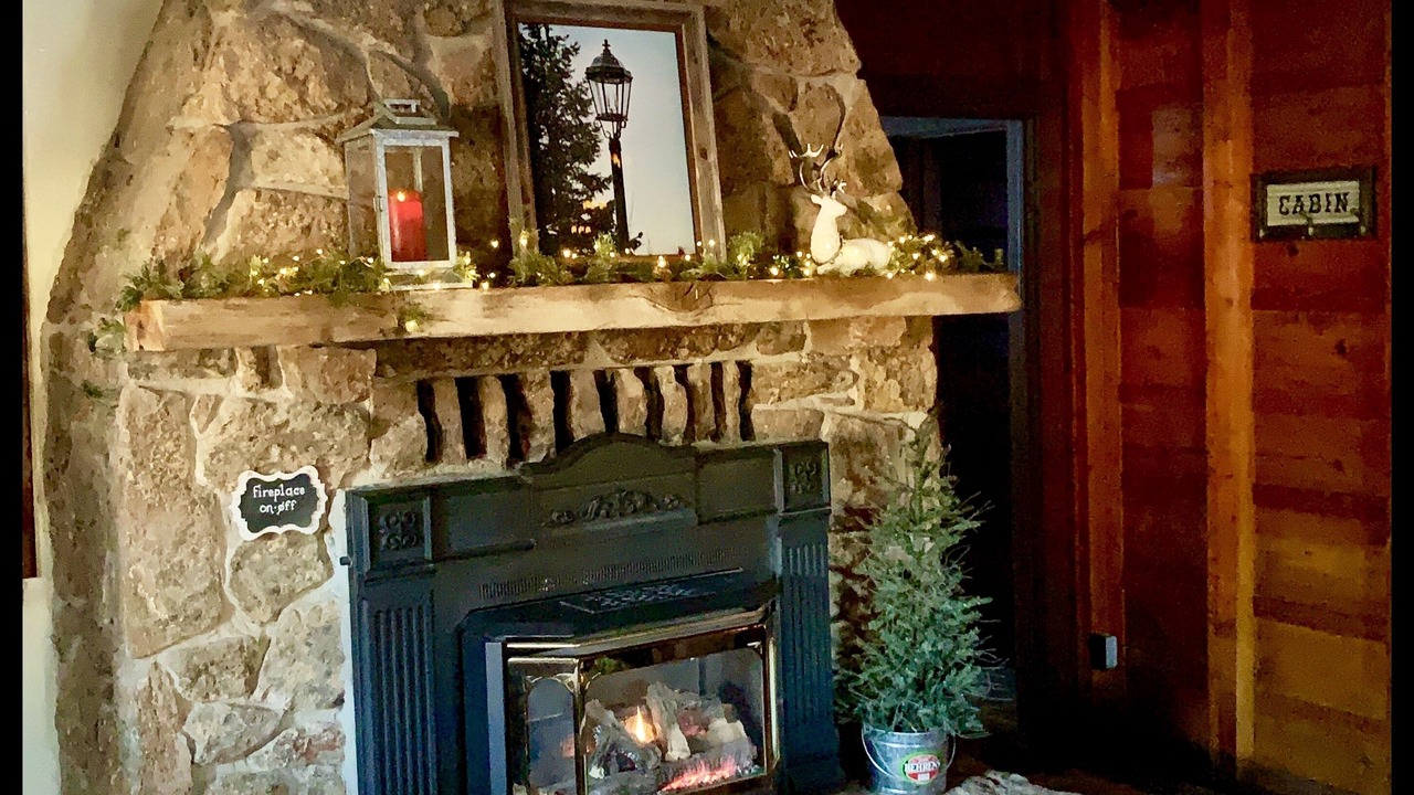 Photo of Livingroom in Green Mountain Falls