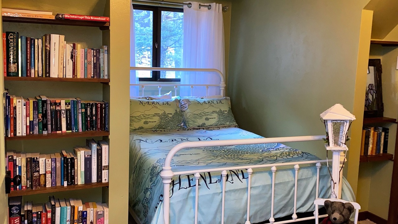Photo of Bedroom in Green Mountain Falls