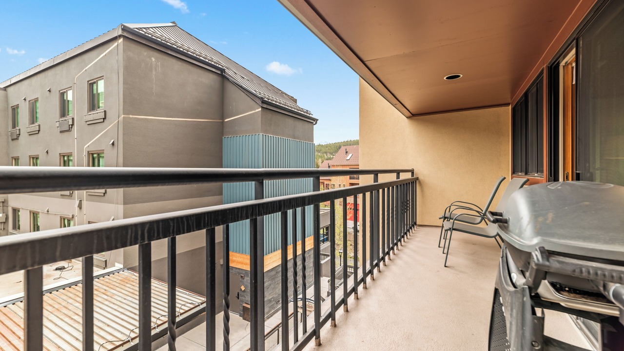 Photo of Outdoor in Peak 9