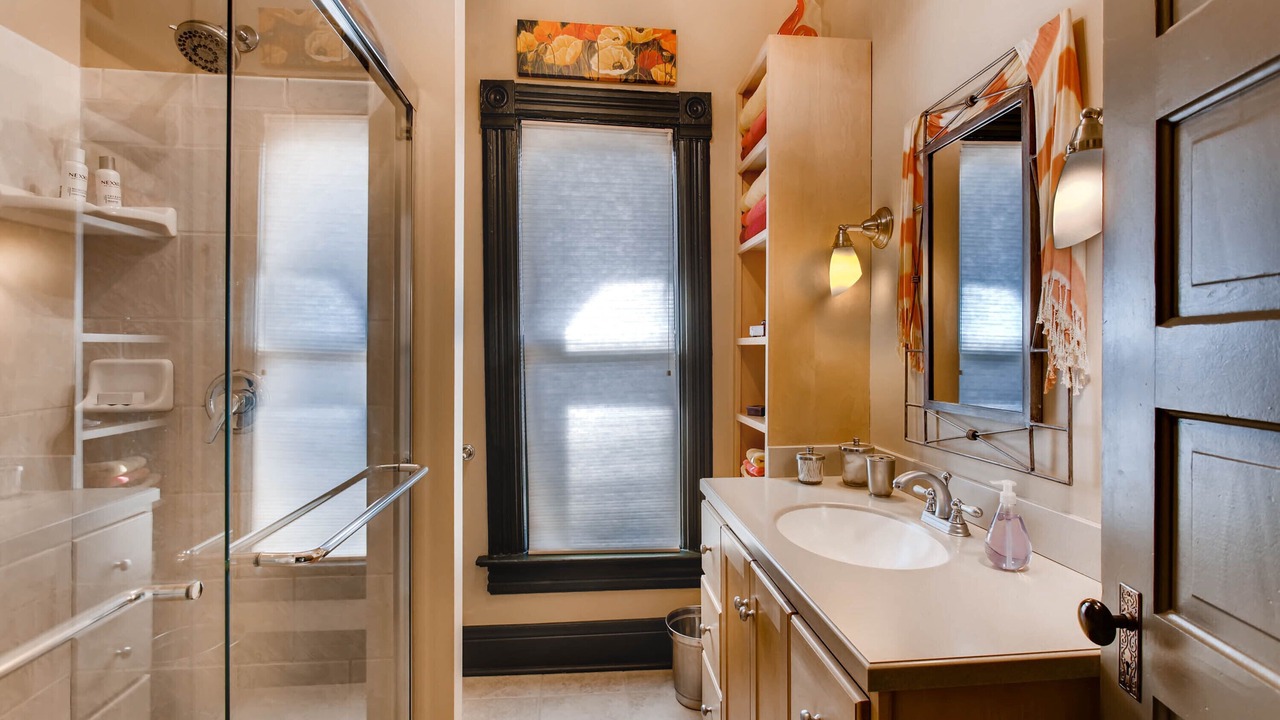 Photo of Bathroom in Baker