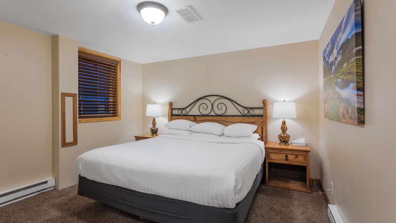 Photo of Bedroom in Stanley Hills