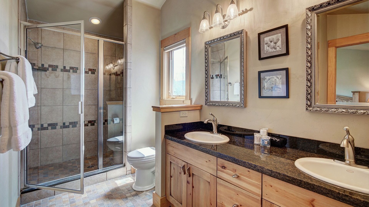 Photo of Bathroom in Wildernest