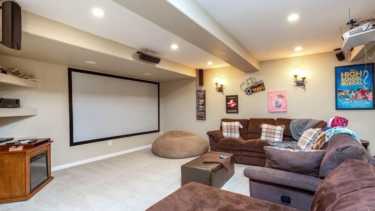 Photo of Bedroom in Mountain Shadows