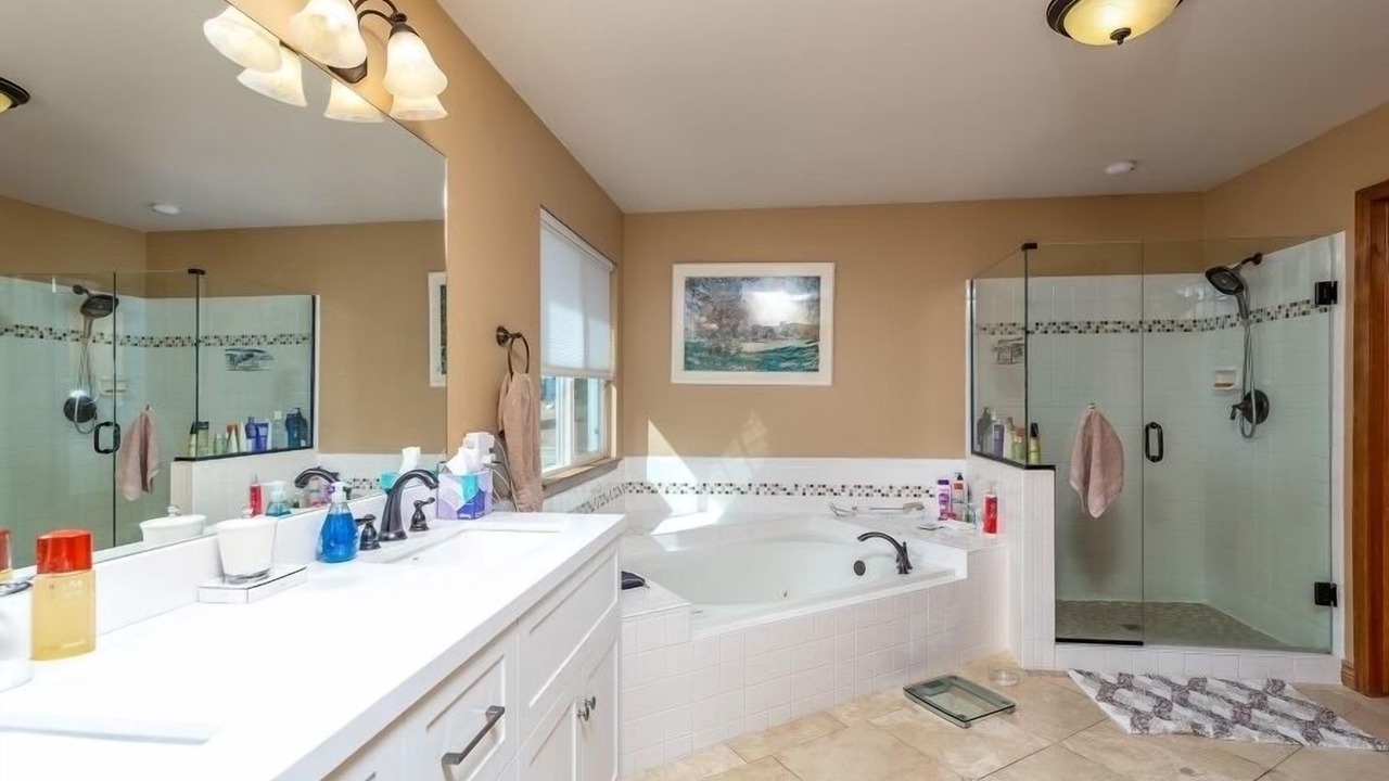 Photo of Bathroom in Mountain Shadows