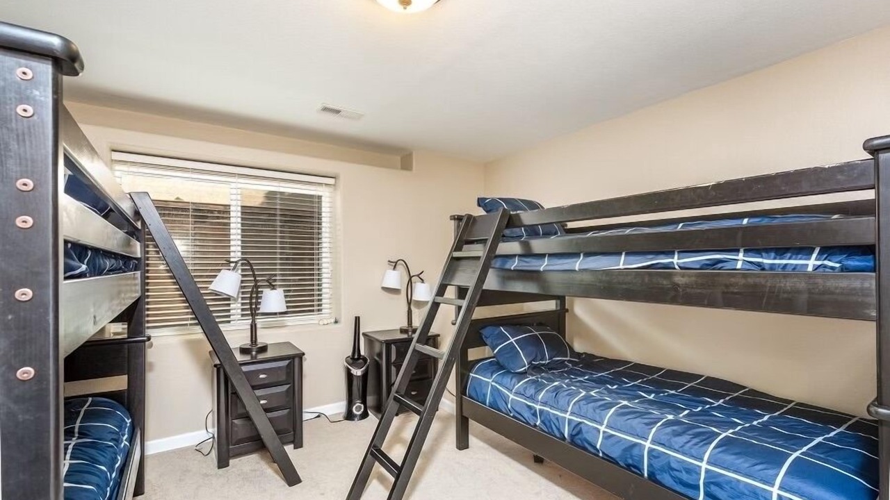 Photo of Bedroom in Mountain Shadows