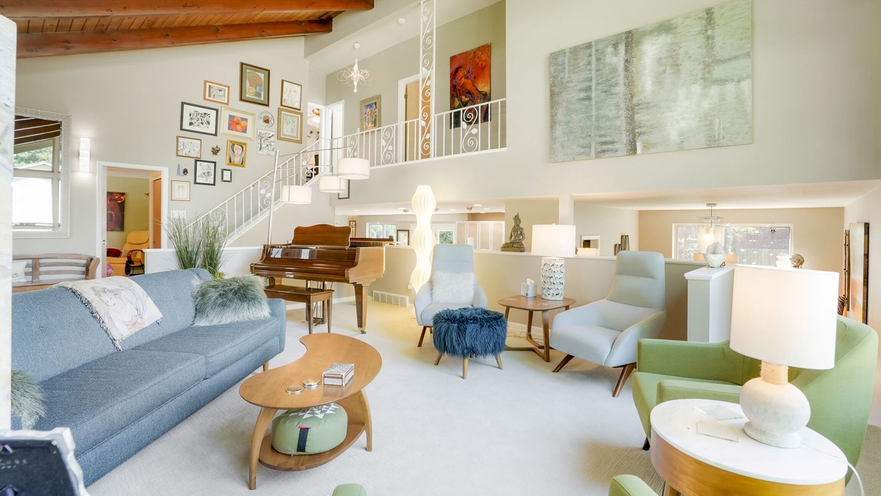 Photo of Livingroom in Greenwood Village
