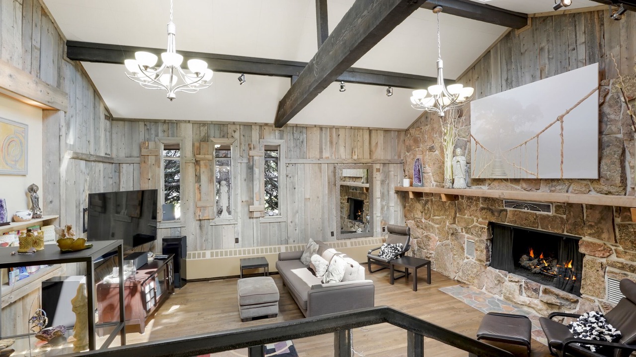 Photo of Livingroom in Greenwood Village