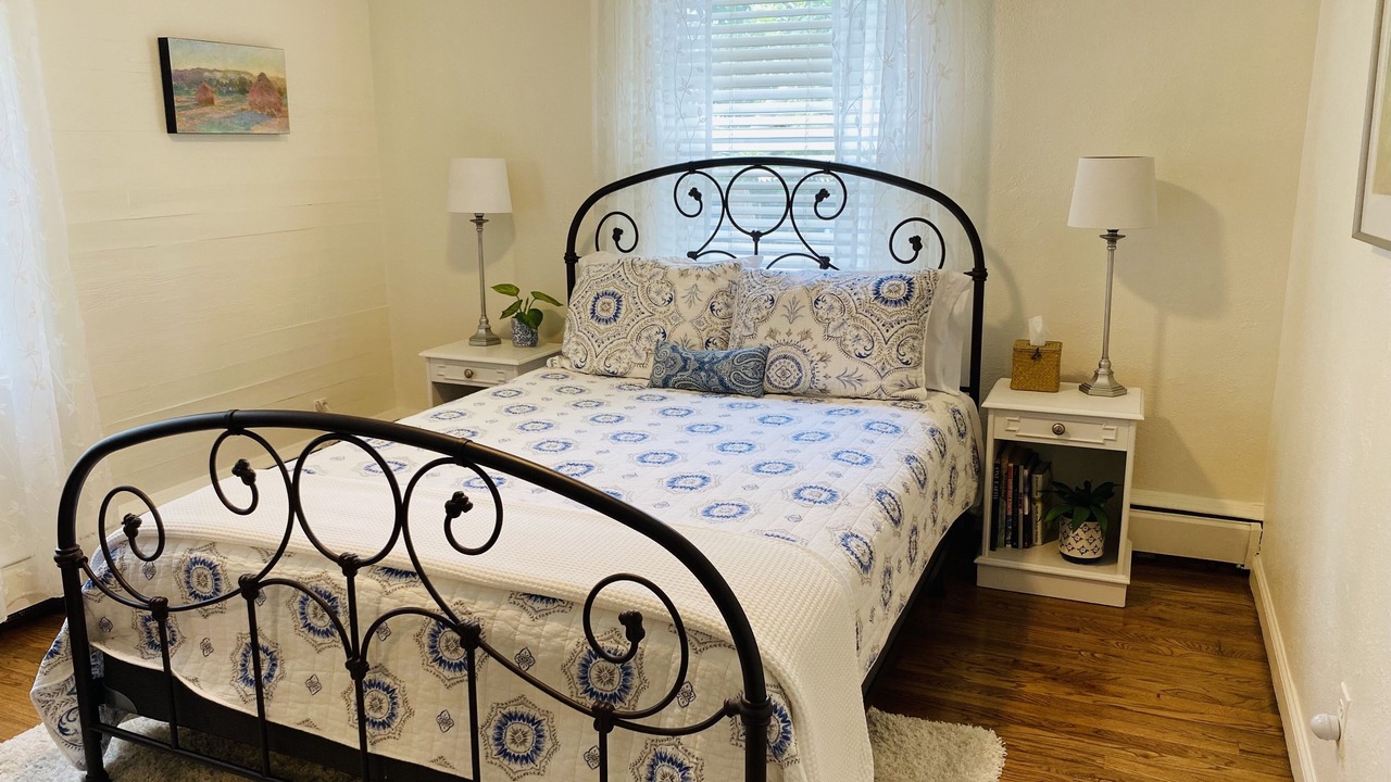 Photo of Bedroom in Old North Boulder