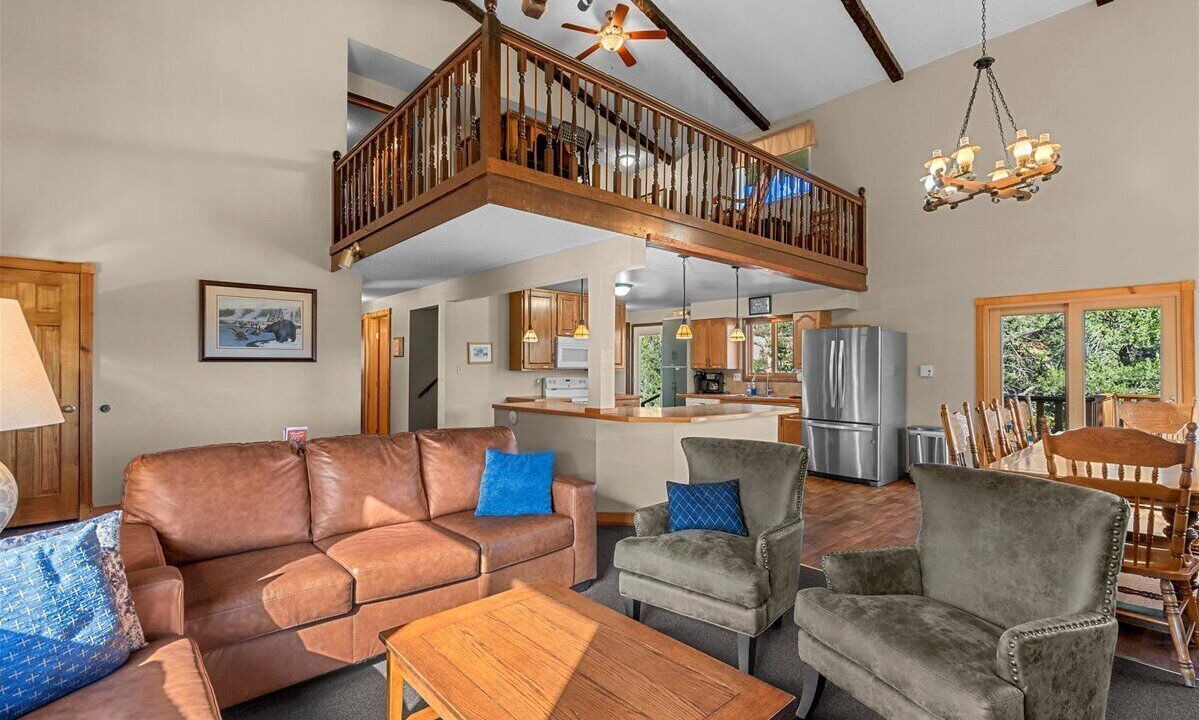 Photo of Livingroom in Manitou Springs