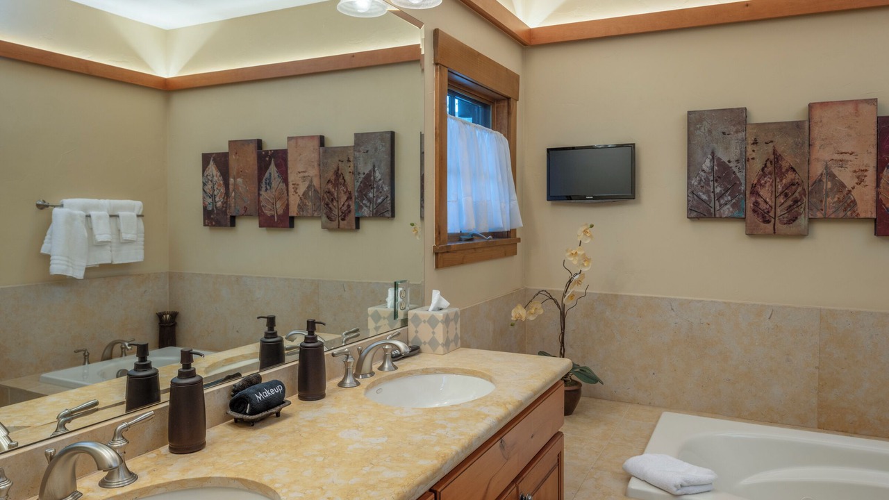 Photo of Bathroom in Old Town