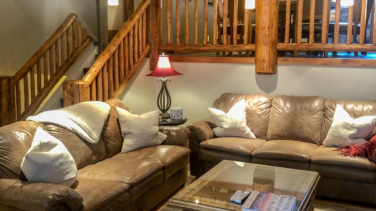 Photo of Bedroom in Peak 9