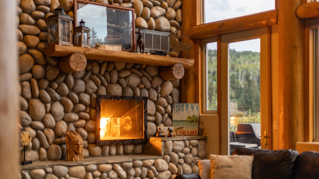 Photo of Livingroom in Columbine Lake