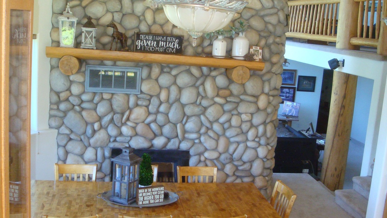 Photo of Livingroom in Columbine Lake