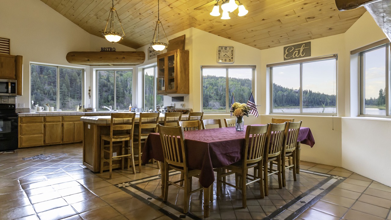 Photo of Bedroom in Columbine Lake
