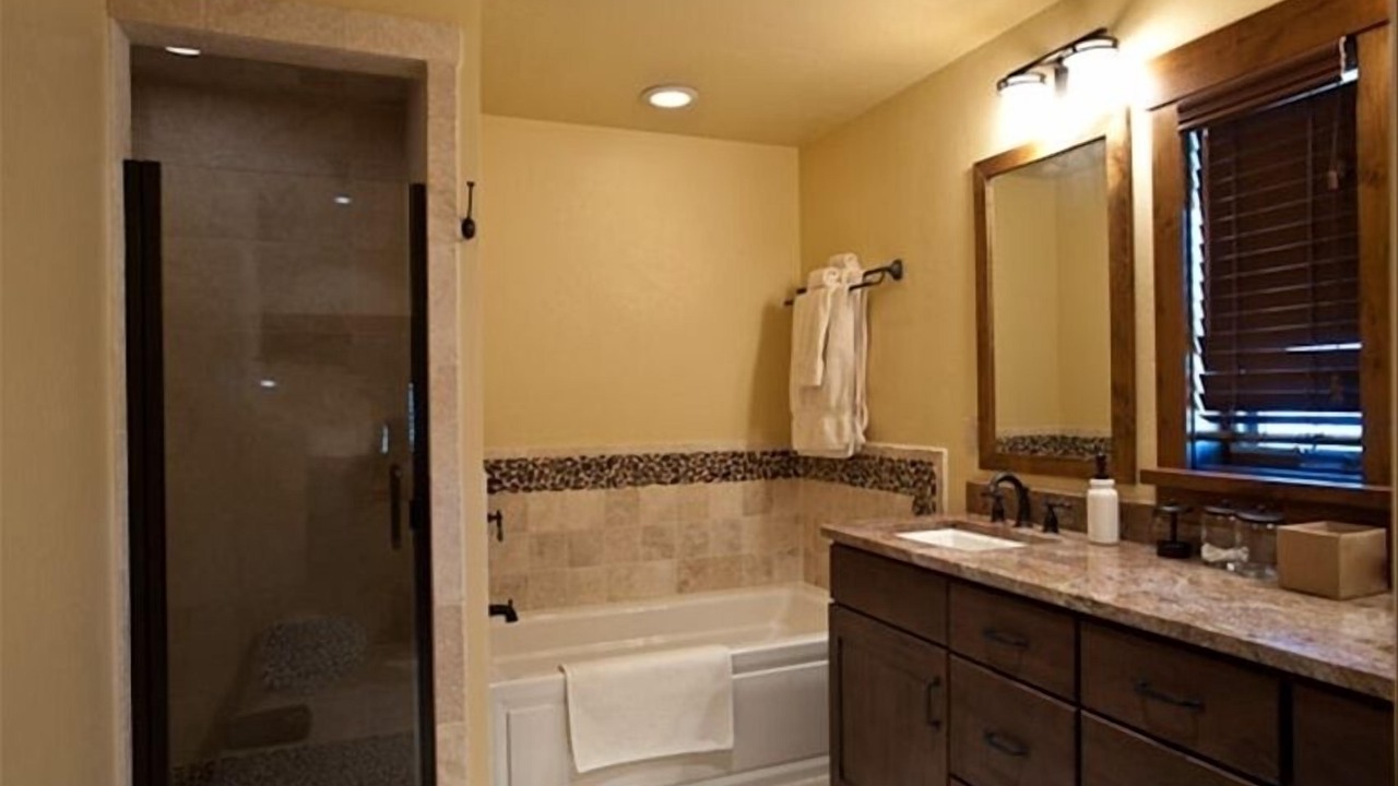 Photo of Bathroom in Crested Butte South