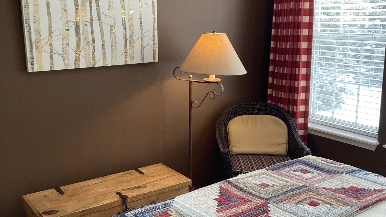 Photo of Bedroom in Edwards